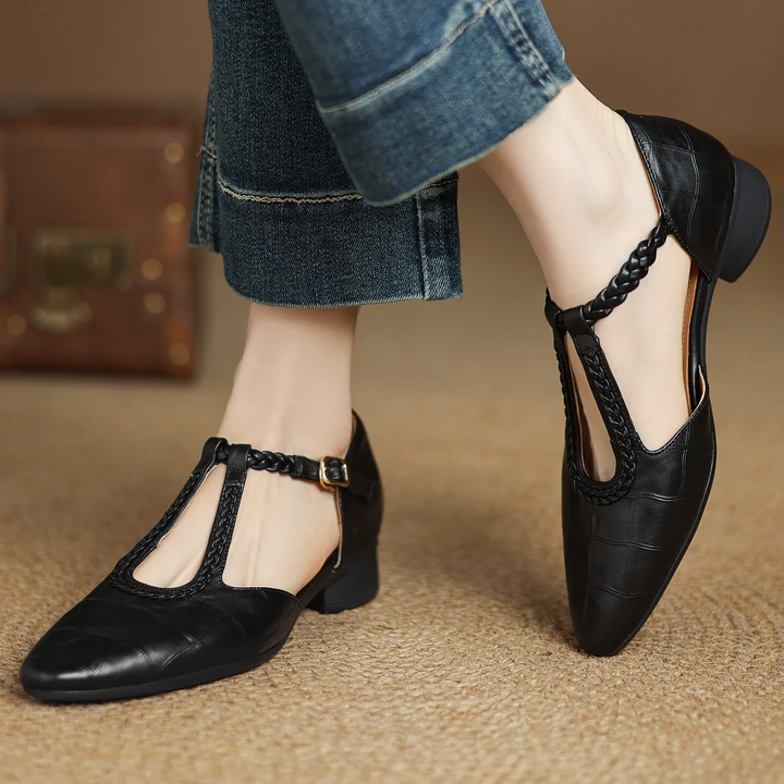 Danielle | Classic Strap Shoes