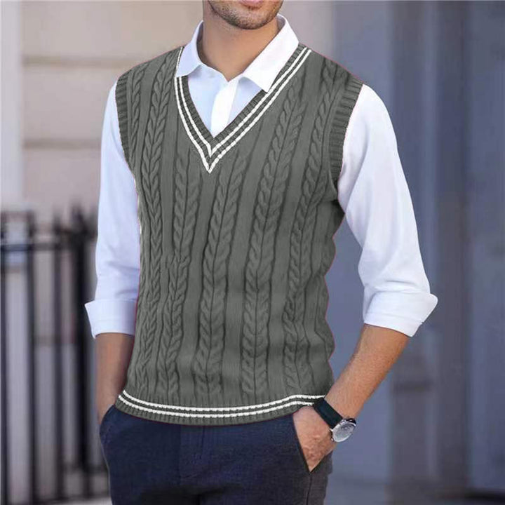 Gideon | Cable-Knit V-Neck Jumper Vest