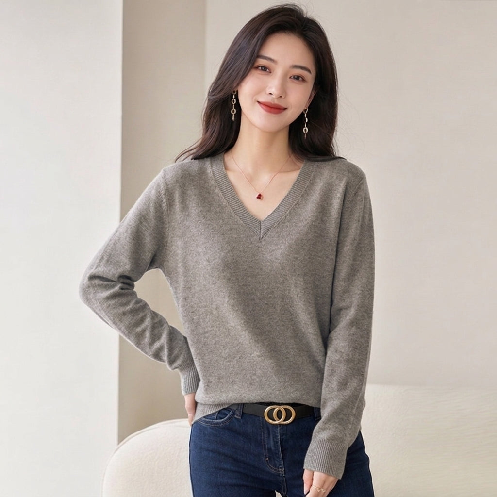 Selene | Soft V-Neck Jumper